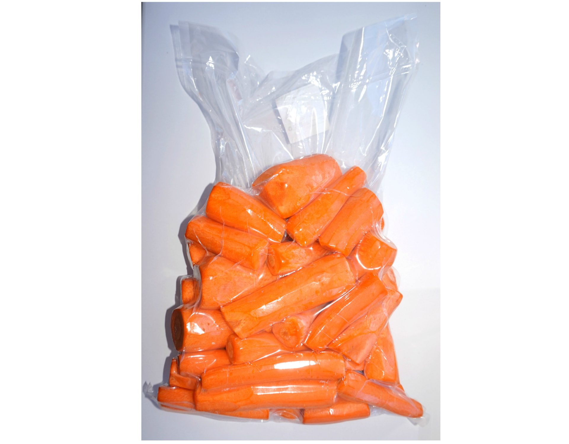 морковь очищенная в вакуумной упаковке